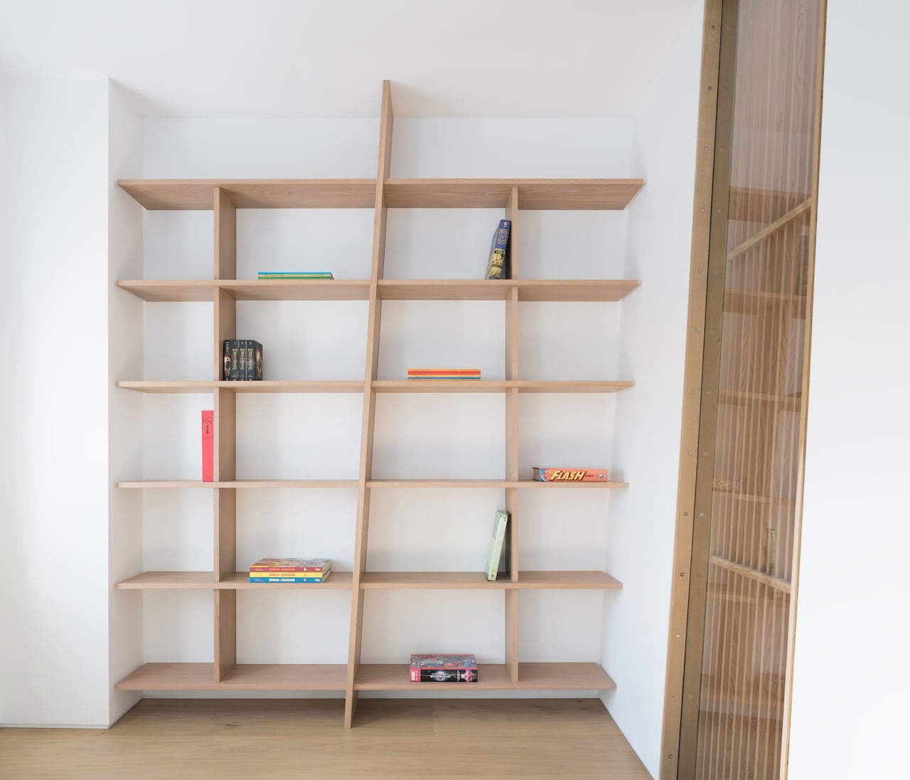 Inbuilt Shelves